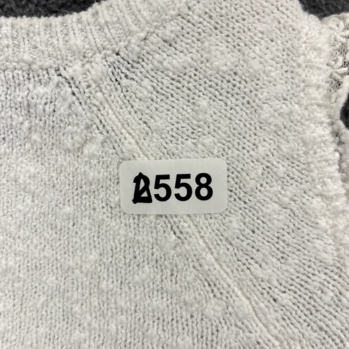 Abercrombie Kids Sweater Girls 11 / 12 White Knit Cold Shoulder flared - Picture 15 of 15