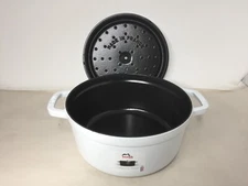 STAUB Cast Iron 4qt Round Cocotte Dutch Oven - White - Made in France