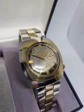 1970s Bulova Accutron Mirror Dial 2182 N4 38mm Stainless Cushion Case