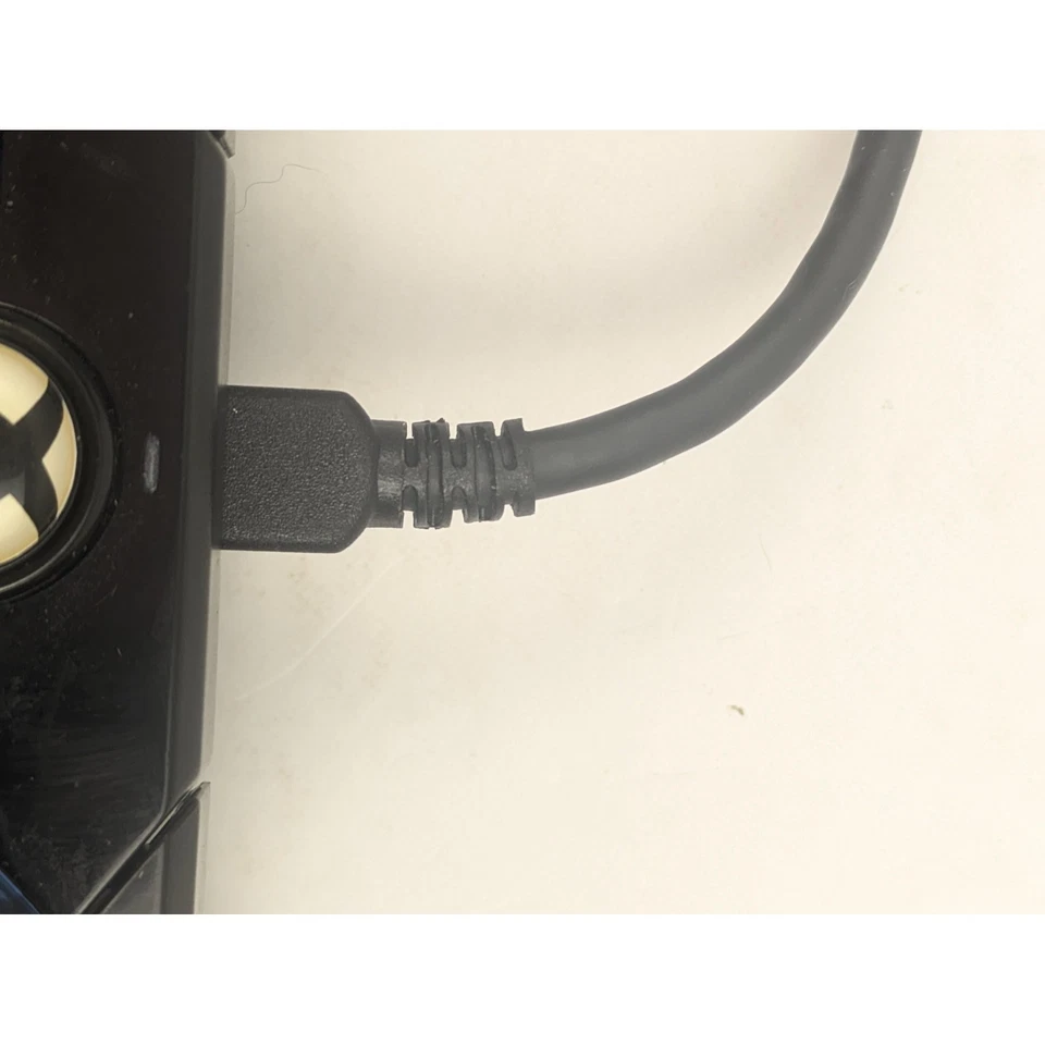 PDP Wired Controller for Xbox One/ Xbox Series X|S - Transparent Blue - Image 4 of 4