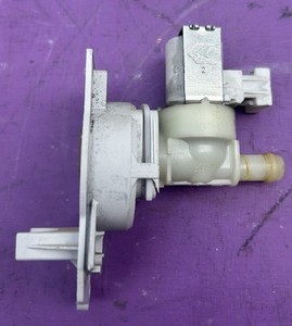 Original MIELE W3370 Edition 111 Waschmaschine Wassereinlassventil 05038132