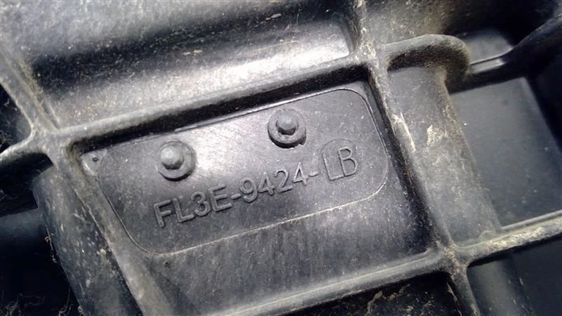 Ford Transit 150 2015-2017 colector de admisión FL3E-9424-LB Foto 4 de 4