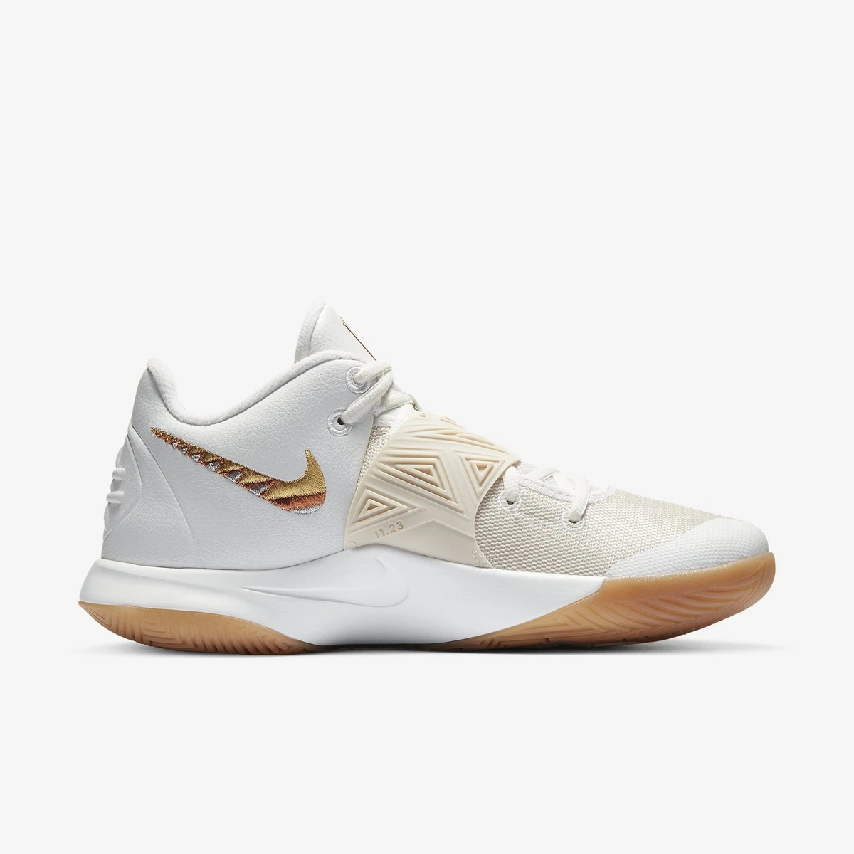 Preços baixos em Nike Kyrie Flytrap 3 White Metallic Gold Gum | eBay