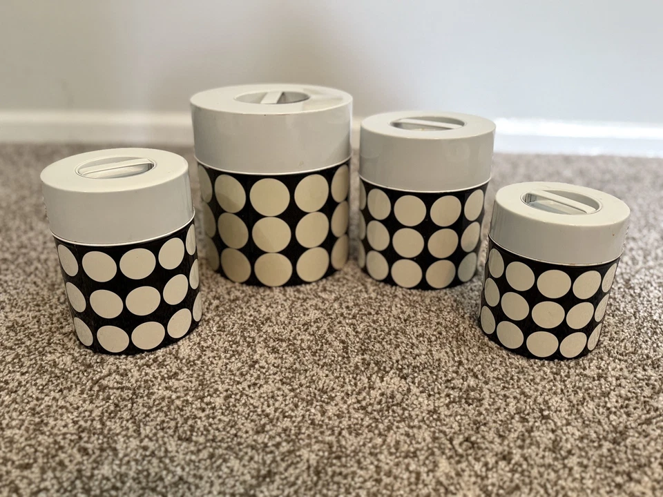 Juego de 4 botes de anidación de lunares de colección Takahashi de metal blanco y negro  Foto 3 de 4