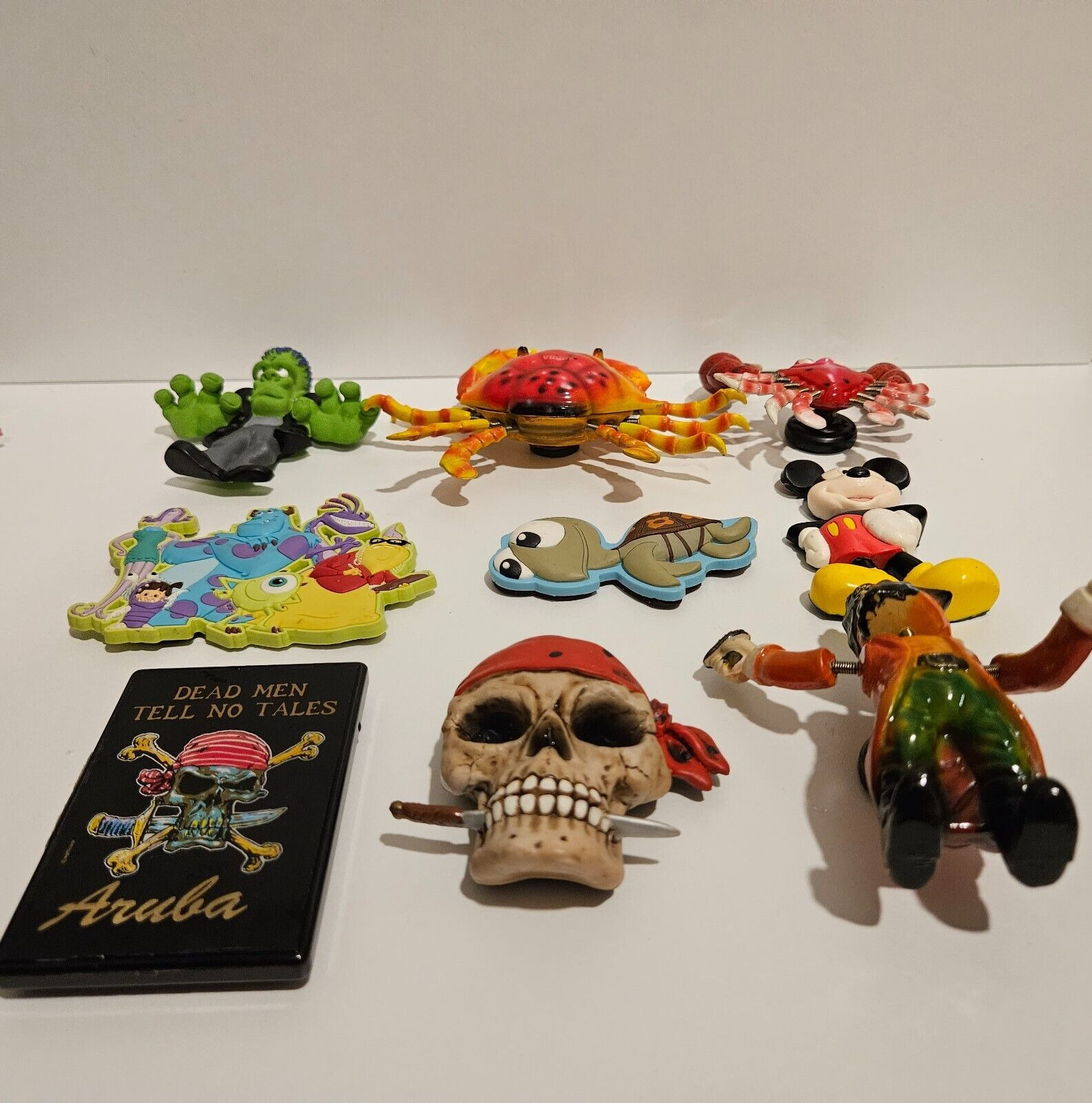 Assorted Lot of 9 Fridge Magnets Disney Magnet - Monsters Inc - Squirt - Aruba