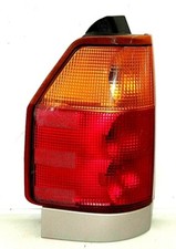 02 03 04 05 06 07 08 09 GMC Envoy Right Passenger Side Tail Light 