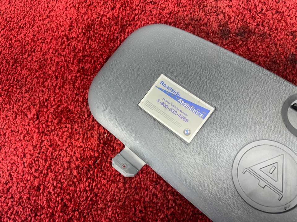 Kit de herramientas de tapa de maletero BMW 1999-2006 E46 OEM 117K Foto 4 de 4