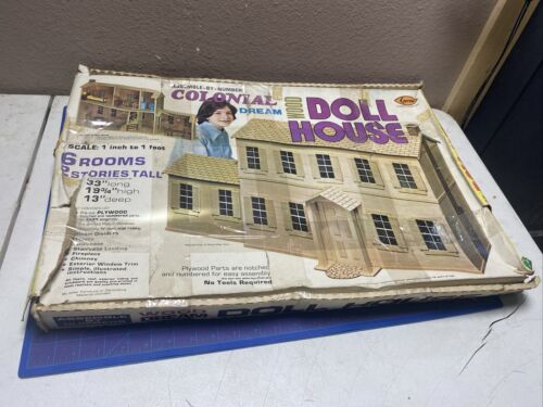 ARROW COLONIAL DREAM WOOD DOLLHOUSE KIT #699 (new/unassembled/read) VINTAGE - Picture 1 of 14