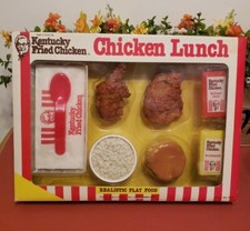 New In Box Vintage "Kentucky Fried Chicken" Realistic Play Food Lunch 1988