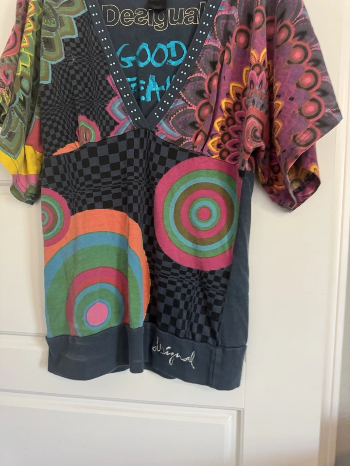 VINTAGE Desigual Babydoll Top T Shirt Sz M V Neck Colorful Bohemian BOHO Nice - Image 4 of 4