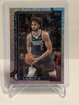 2025-26 Topps Basketball - Dereck Lively II #172 Sandglitter Dallas Mavericks