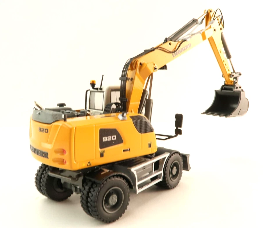 Conrad 2216/0 - Liebherr A 920 IV Mobile Wheeled Excavator - Scale 1:50 - Image 4 of 4