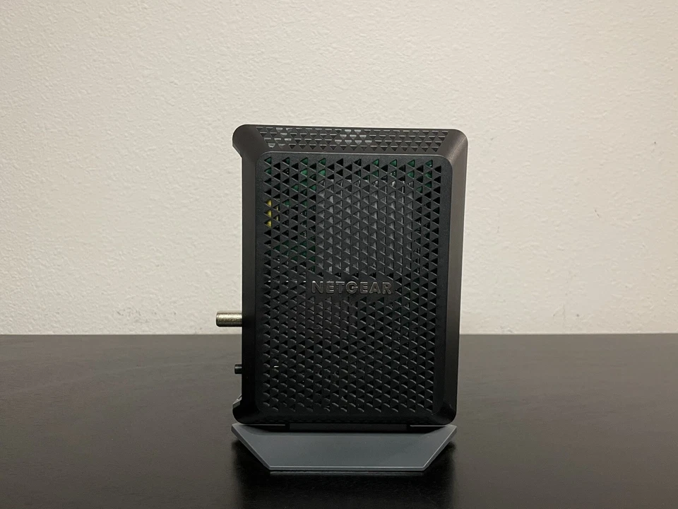 USED - NETGEAR CM700 Cable Modem, DOCSIS 3.0 W/ Power Cord - Image 4 of 4
