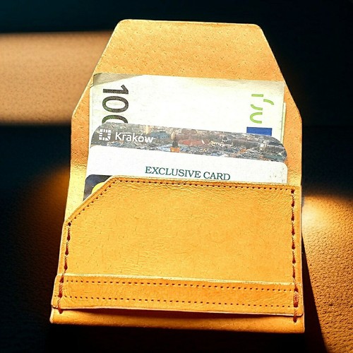Elegant minimalist wallet in genuine leather. Handmade. Beige. - Picture 7 of 9