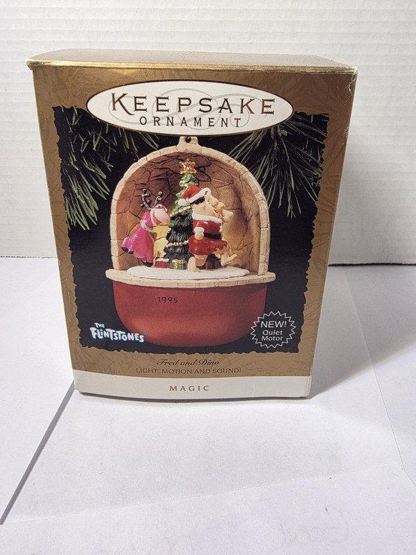 Vintage 1993 Hallmark Keepsake Flintstones Fred And Dino Magic Ornament.