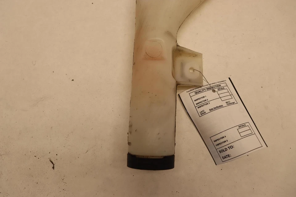 Chevy Silverado 1500 2014-2015 parabrisas lavadora depósito tanque con bomba OEM Foto 3 de 4