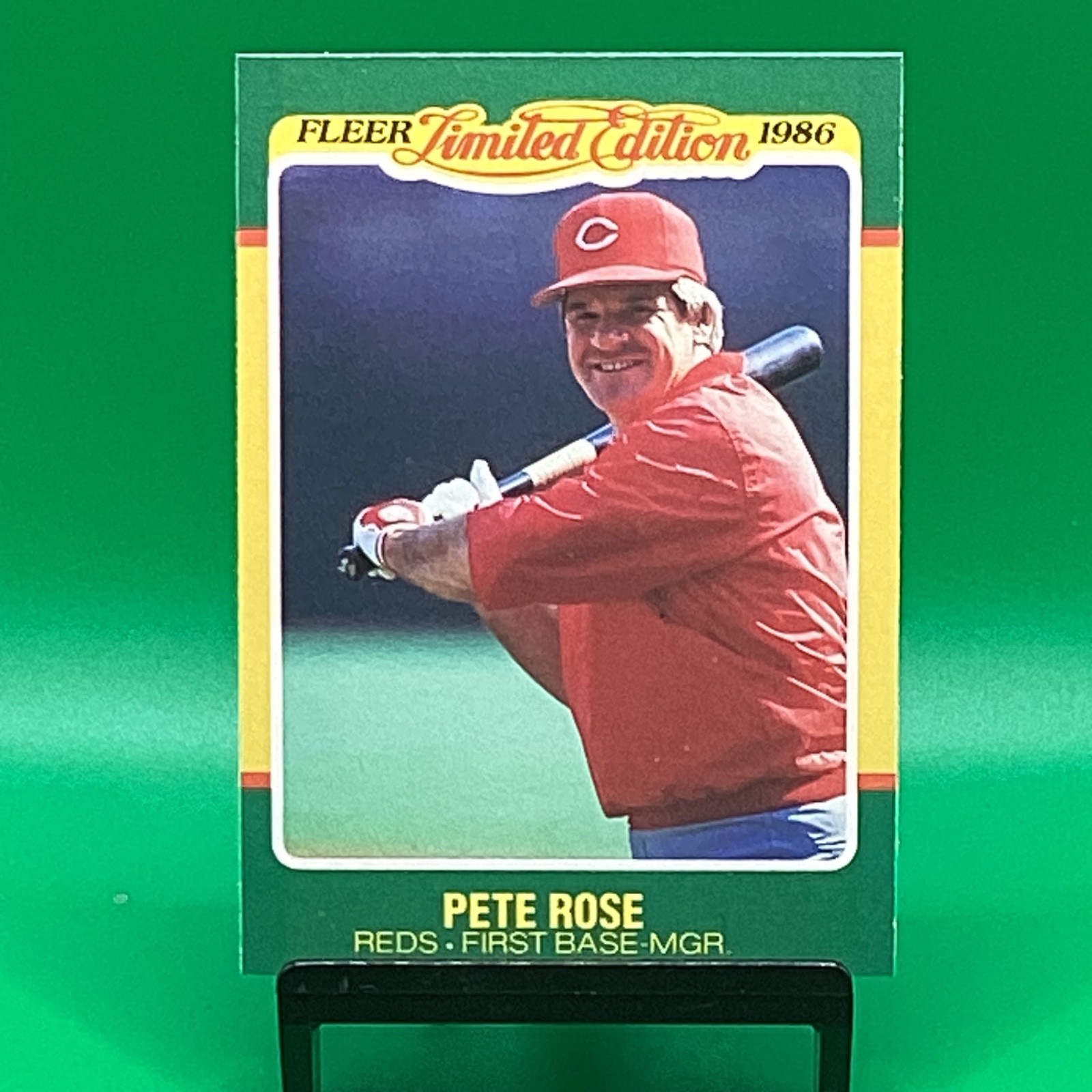 Pete Rose #37 Baseball Cards 1986 Fleer Limited Edition trading card — raw and PSA graded price guide