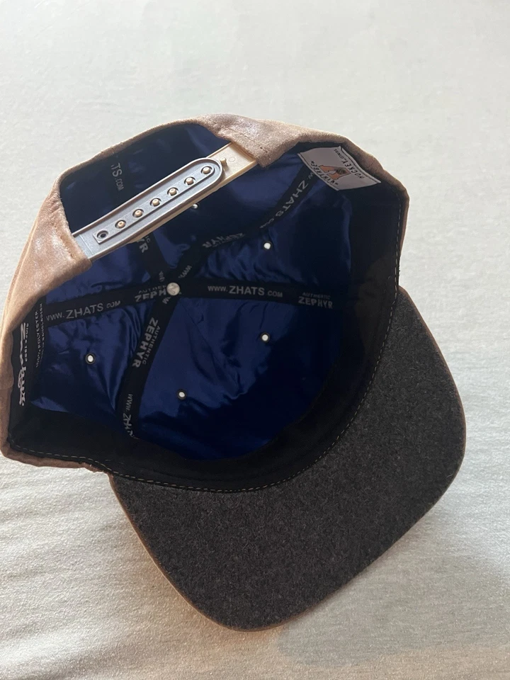 Toronto Maple Leafs Faux Leather Satin Interior Snapback Hat - Image 2 of 2