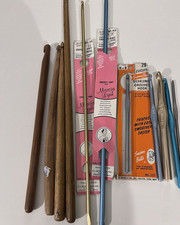 11 VTG Crochet Hooks Various Sizes - Wood, Boye, Bates, Marcia Lynn, Metal