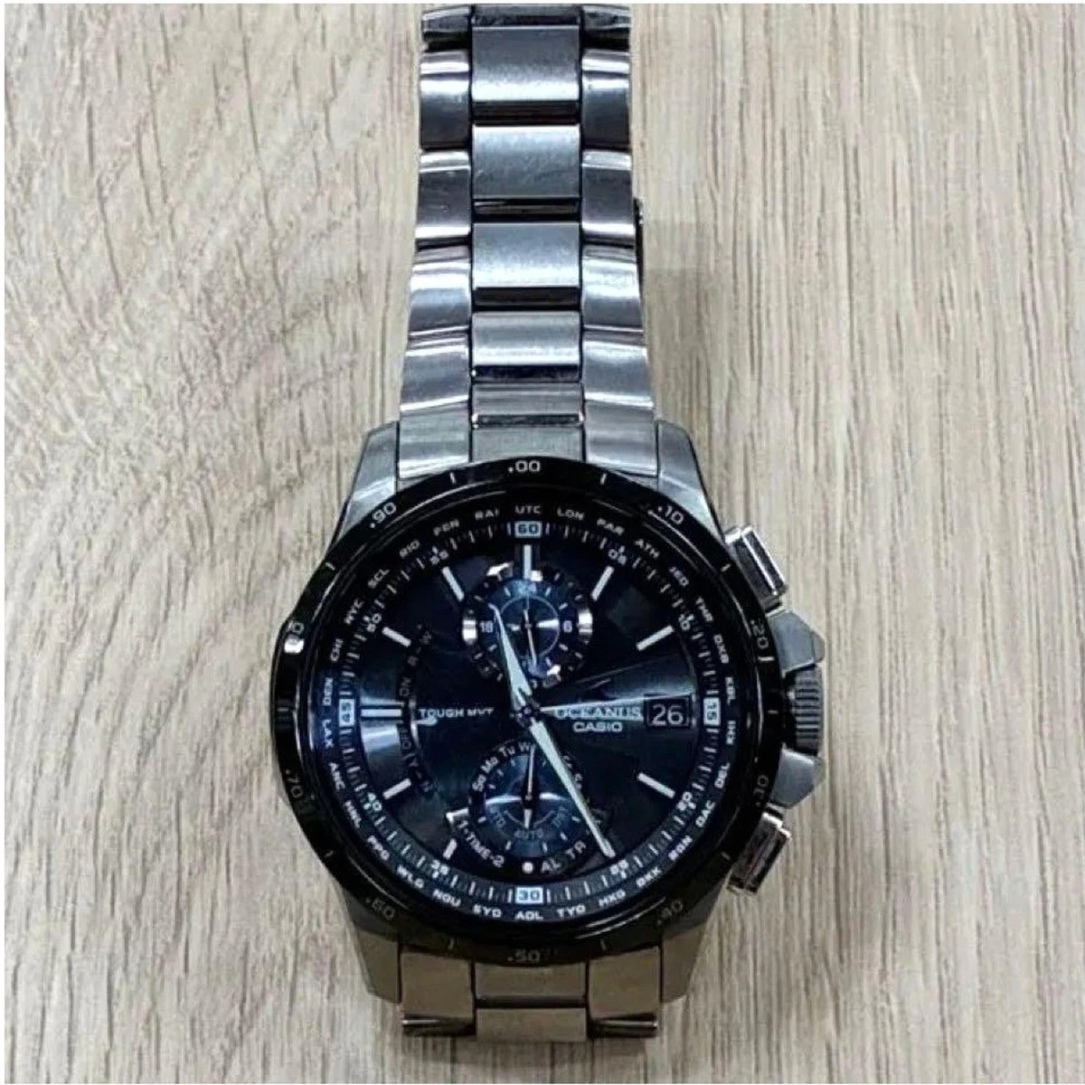 Reloj Casio Oceanus OCW-T1010 Titanio Multi Banda 6 Resistente Solar Cronógrafo