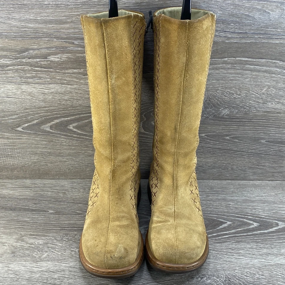 Botas Dansko para mujer 6,5-7 EU 37 bordadas color tostado gamuza cuero media pantorrilla Foto 3 de 4