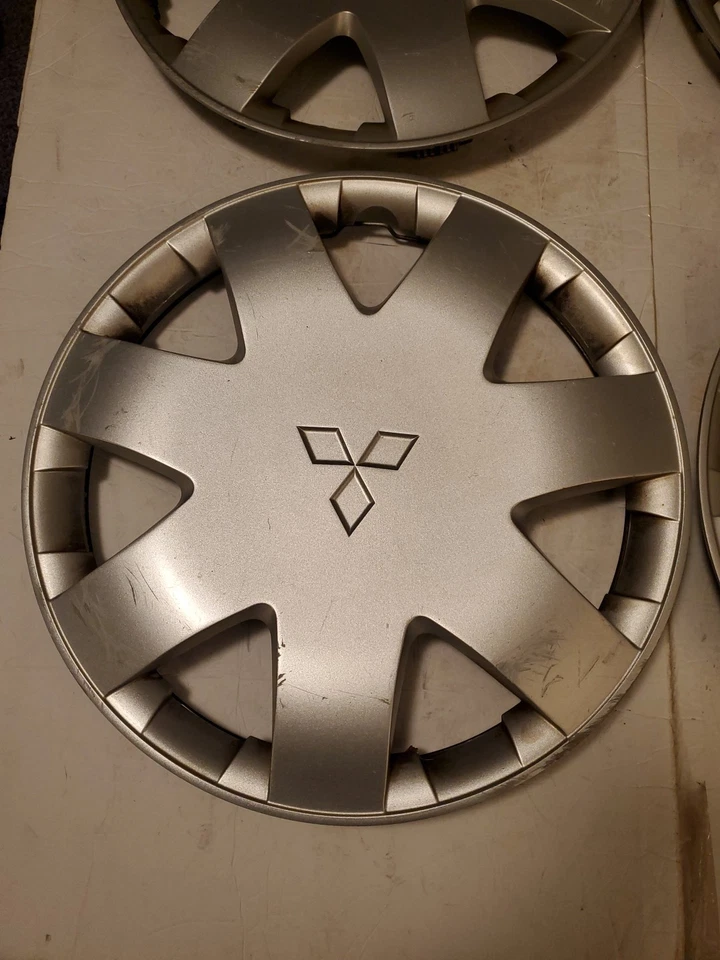 LOTE de 4) 2004-2005 Mitsubishi Galant 16" tampa de roda calota de 7 raios MR589416 - Imagem 3 de 4