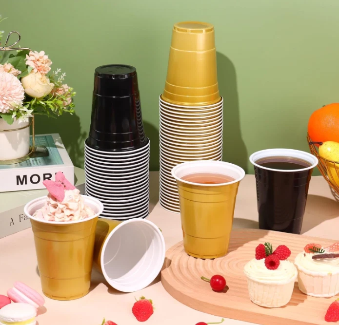 50PCS 16 Oz Plastic Graduation Cups - Black and Gold Disposable Party Cups - Image 2 of 4