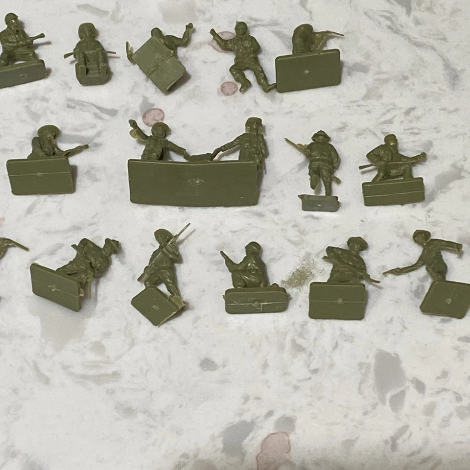 Lote de 52 figuras Airfix 1/72 WW 2 soldados estadounidenses y alemanes HO & OO Foto 4 de 4