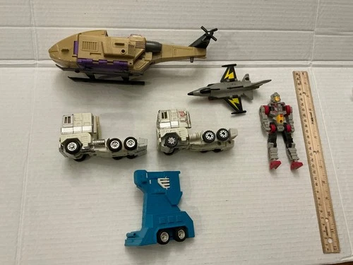 Vintage G1 Transformers Ultra Magnus Figure & Parts Lot Hasbro 1980s Decepticons