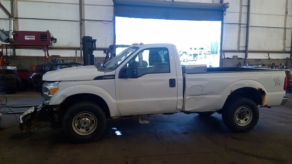 Engine 6.2L VIN 6 8th Digit Gasoline Fits 11-16 FORD F250SD PICKUP 6752879 - Image 3 of 4