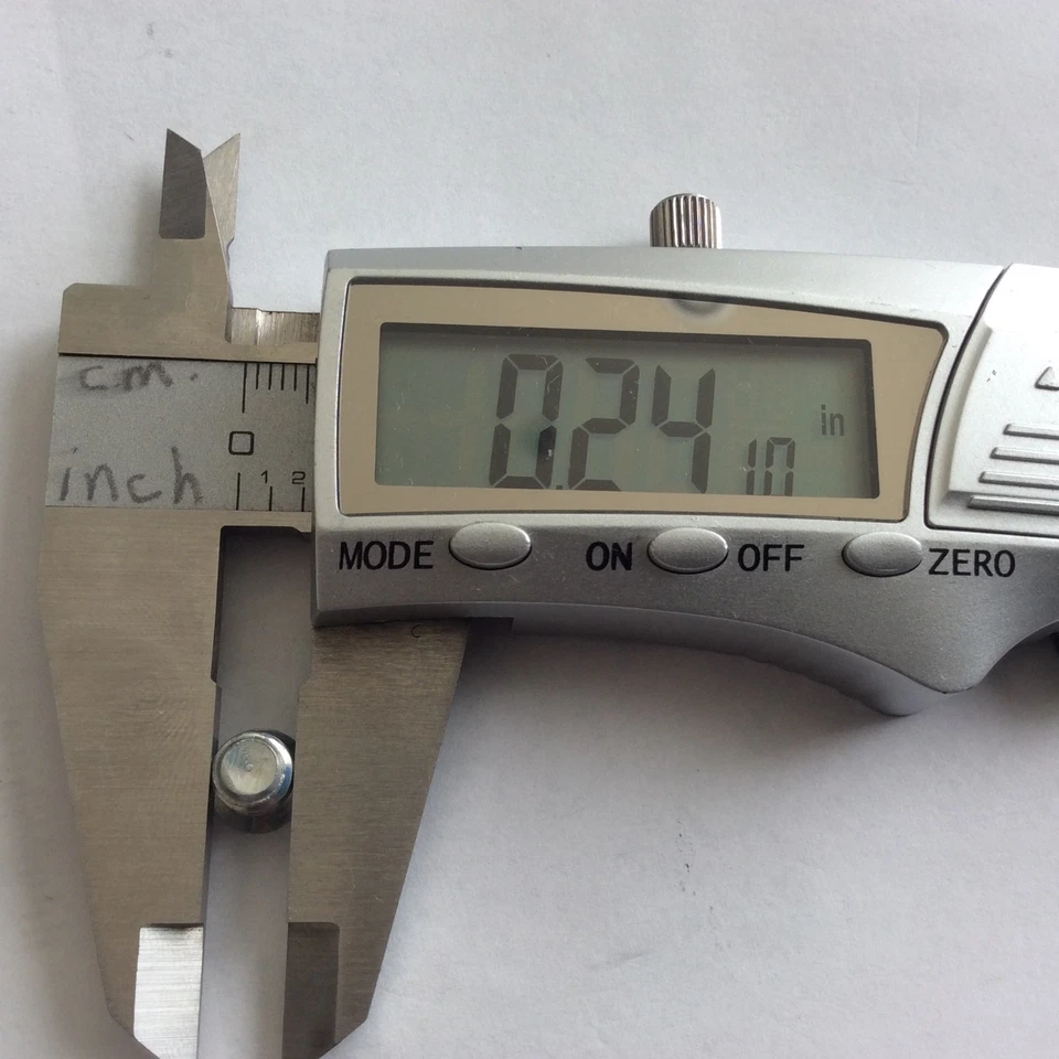 20 TORNILLOS DE CAJÓN IKEA 100365 PARA RIELES LATERALES SE ADAPTA A DOBLADILLOS MALM HOPEN Y MÁS Foto 4 de 4