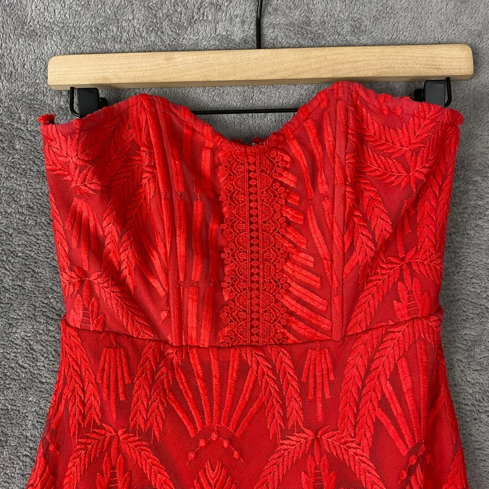 Forever 21 Contemporary MIni Dress Women's Red Lace Embroidered Strapless A-Line - Изображение 3 из 4
