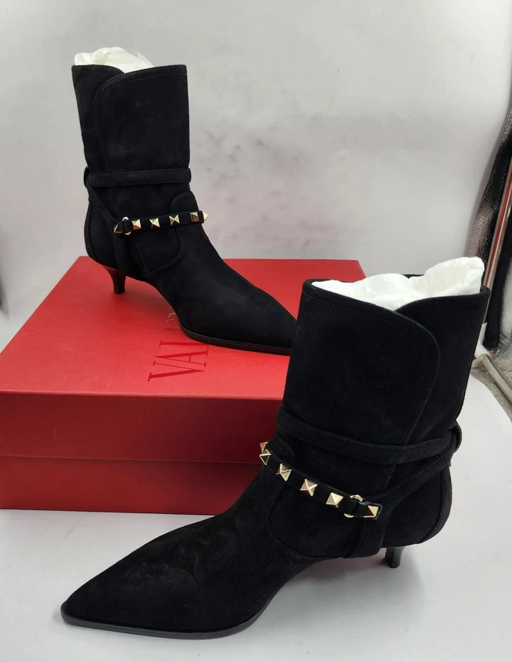 Botas Rockstud Valentino Garavani 45 mm para mujer 35/4,5 EE. UU. negras cierre de hebilla Foto 2 de 4