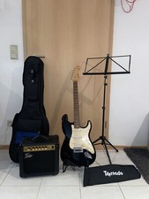 E- Gitarre (Squier Fender) für Kinder gebraucht mit Zubehör VB