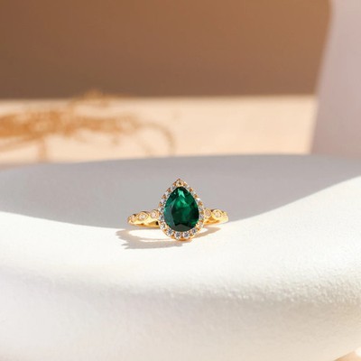 2.00Ctw Pear Cut Emerald Engagement Ring 14k Yelloow Gold Plated 925 Sterling