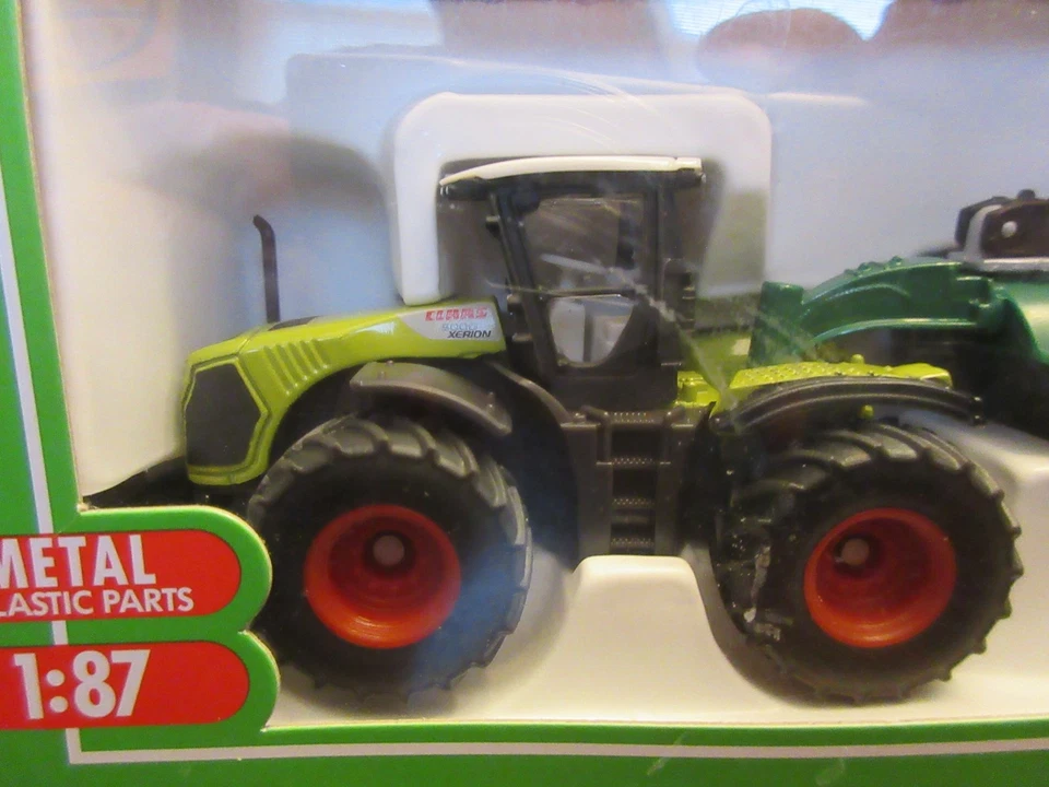 1:87 Claas Xerion with Slurry Tanker HO Scale Farm Tractor - Image 2 of 4