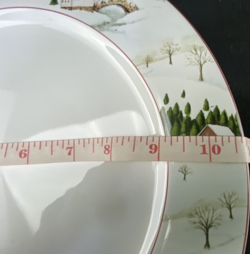 David Carter Brown Holiday Christmas Valley For Sakura Dinner Plates Set of 2 - Picture 2 of 9