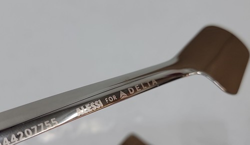 Alessi For Delta Airlines Stainless Steel 4" Tongs small 044207755 - Picture 5 of 6
