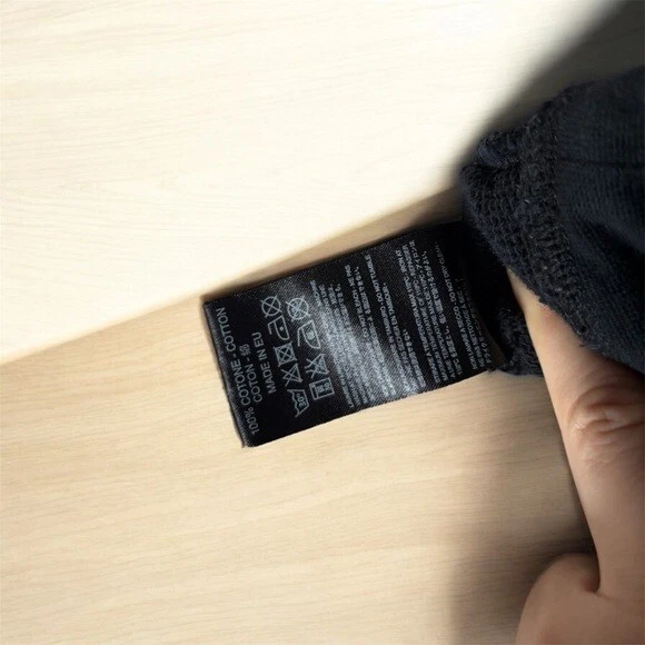 Felpa nera con cappuccio Marcelo Burlon Contea di Milano