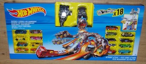hot wheels nitrobot attack playset
