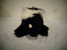 FOLKMANIS SKUNK HAND PUPPET PLUSH