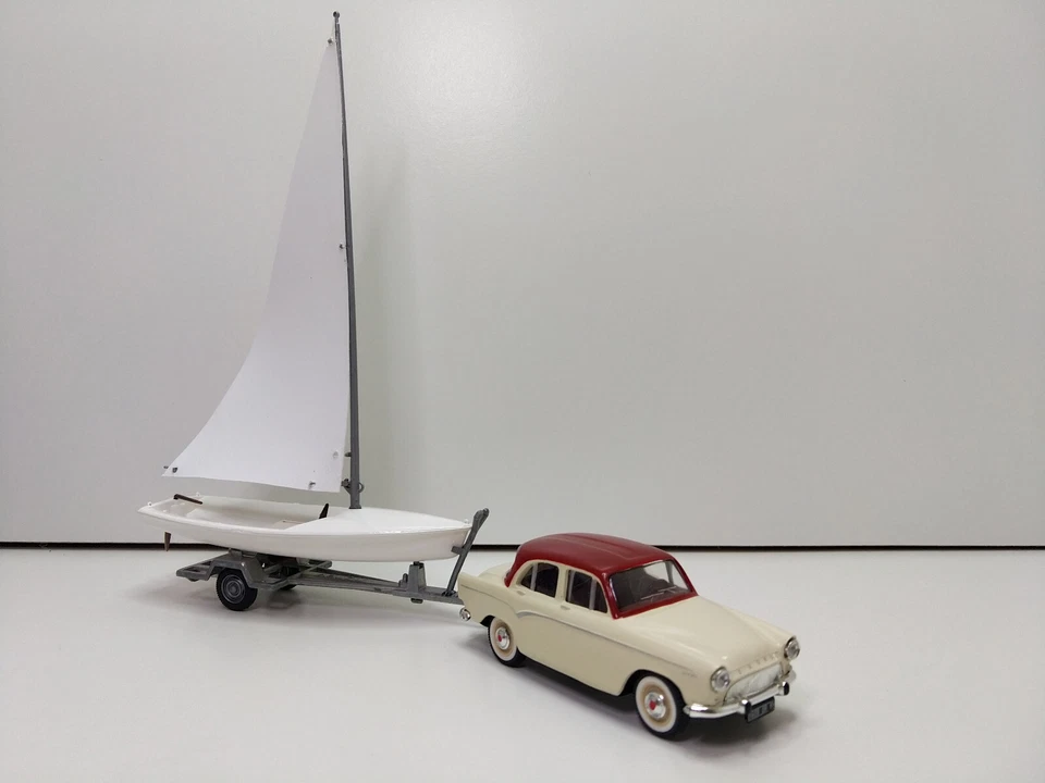 Norev (579001) Simca Aronde avec dériveur - 1/43e - Photo 3/4