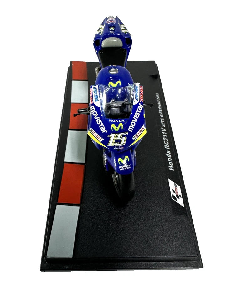 MODELLINO MOTO DIECAST HONDA RC 211V SETE GIBERNAU 2005 1/24 - Immagine 3 di 4