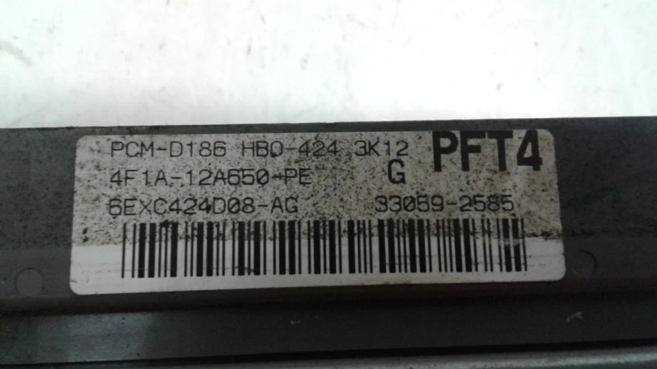 Módulo PCM Motor Computadora ECU ECM 2004 Ford Taurus 3.0L 4F1A-12A650-PE Foto 2 de 4