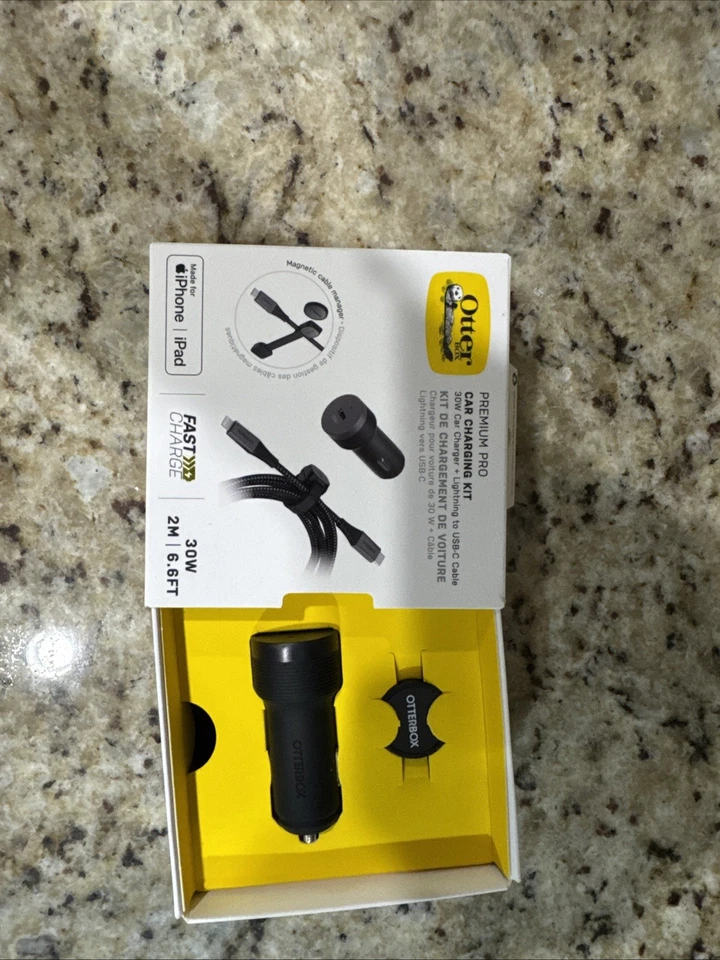 Kit de carga de coche OtterBox Premium Pro USB-C a USB-C para iPhone carga rápida Foto 2 de 4
