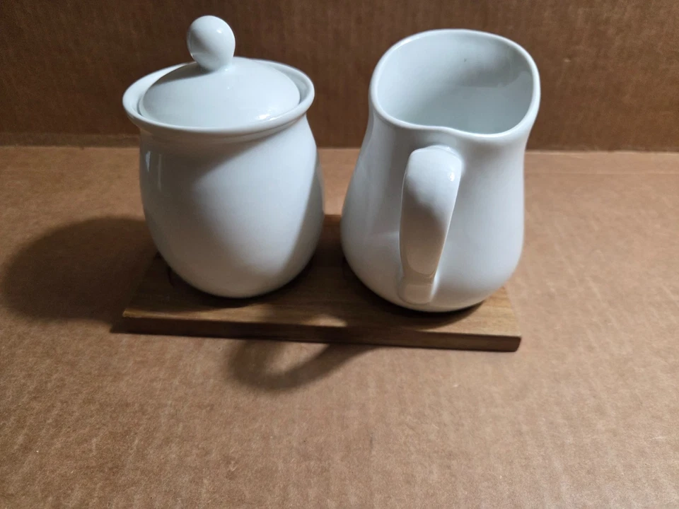 Juego de azúcar y crema con bandeja Better Homes & Gardens blanco 4 piezas porcelana Foto 3 de 4