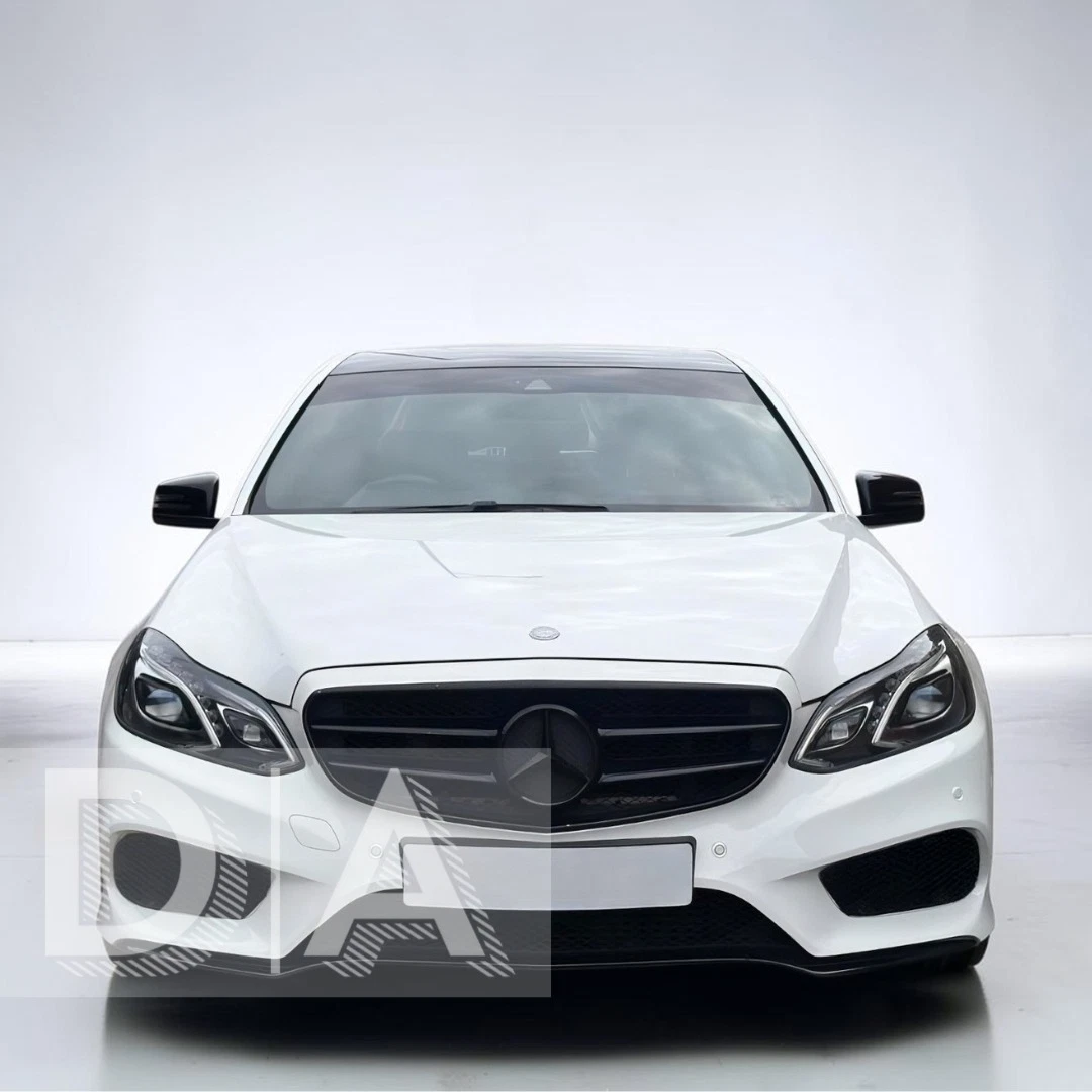 Mercedes E-Class S212 Gloss Black Front Grille Surround — view 2