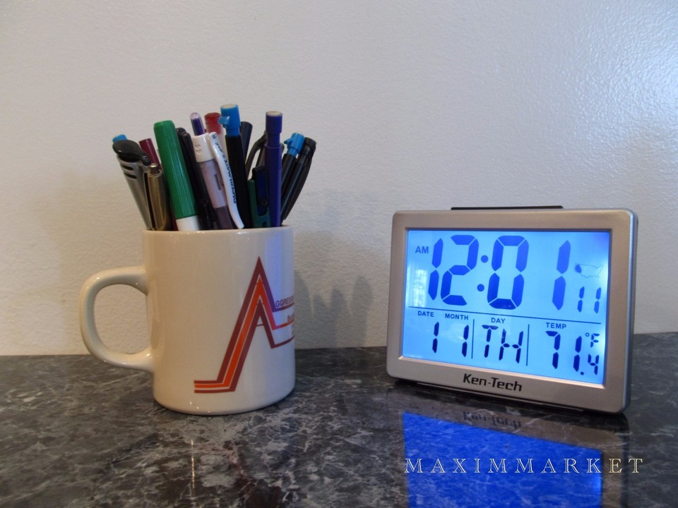 Atomic Desk bedroom Alarm Clock1.5" Time Number, Back Blue Light Brand