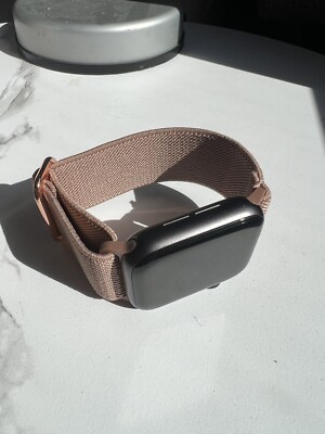 Apple Watch SE 40mm (GPS + Cellular) Space Gray Aluminum Case - 3 Band Colors