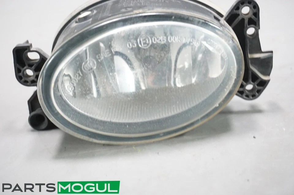 06-09 Faro antiniebla delantero izquierdo lado conductor mercedes w219 cls500 clk350 fabricante de equipos originales Foto 2 de 4